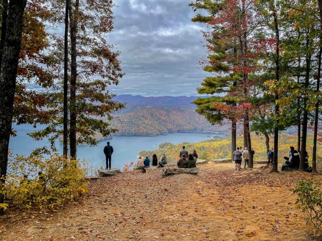 Overall area at Jumping Off Rock Overlook