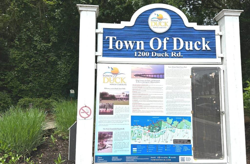 Town of Duck Sign