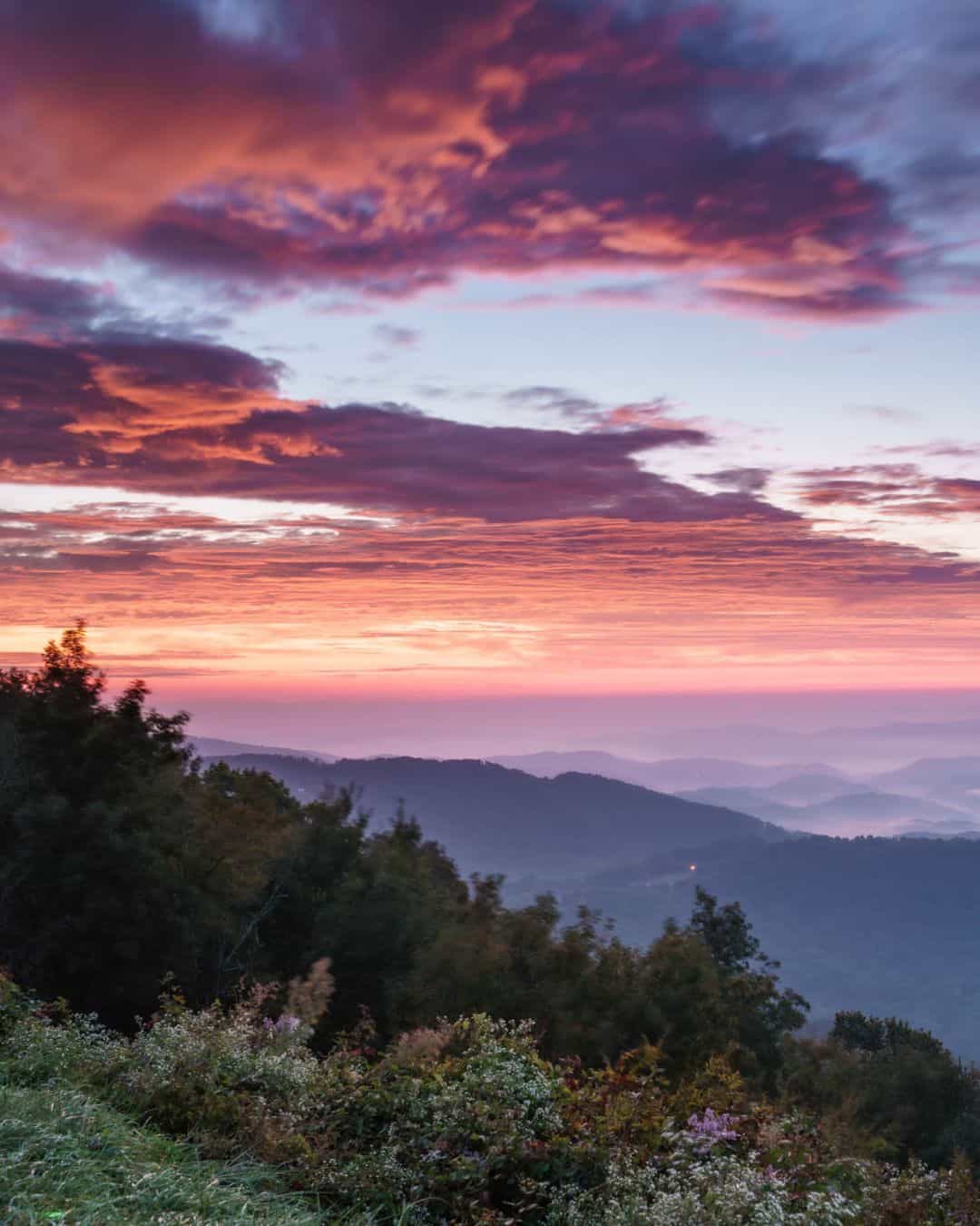 The Blueridge Parkway Thunder Hill Overlook