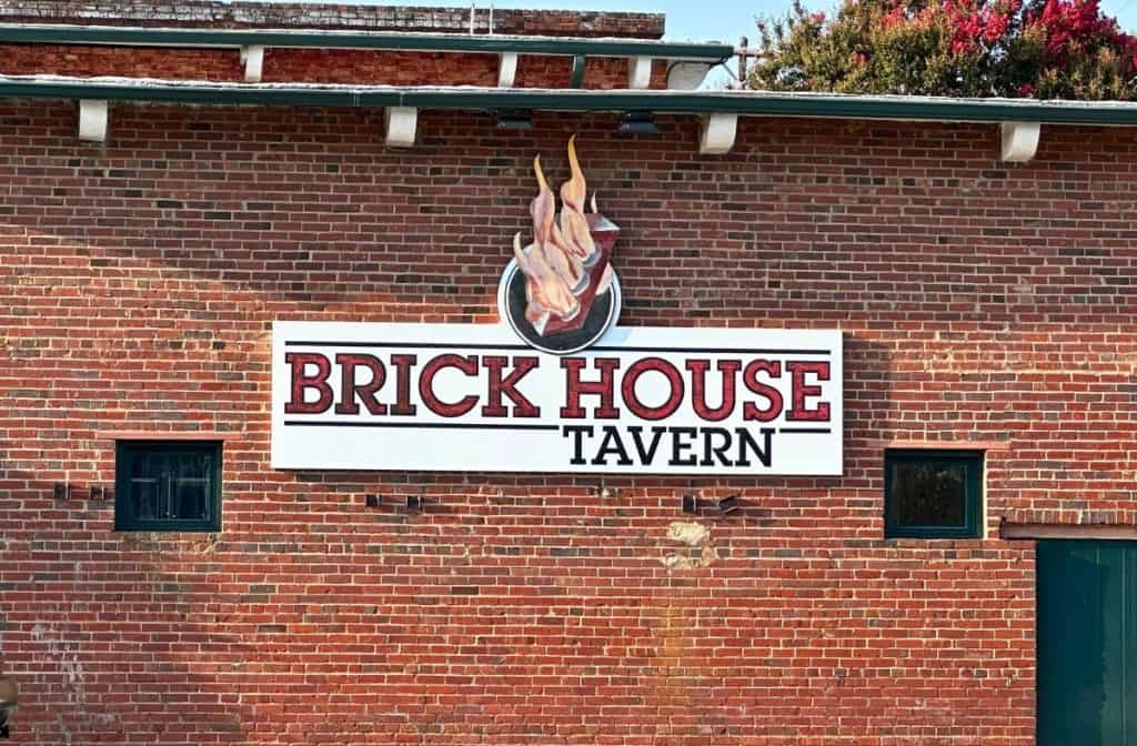 Brickhouse Tavern