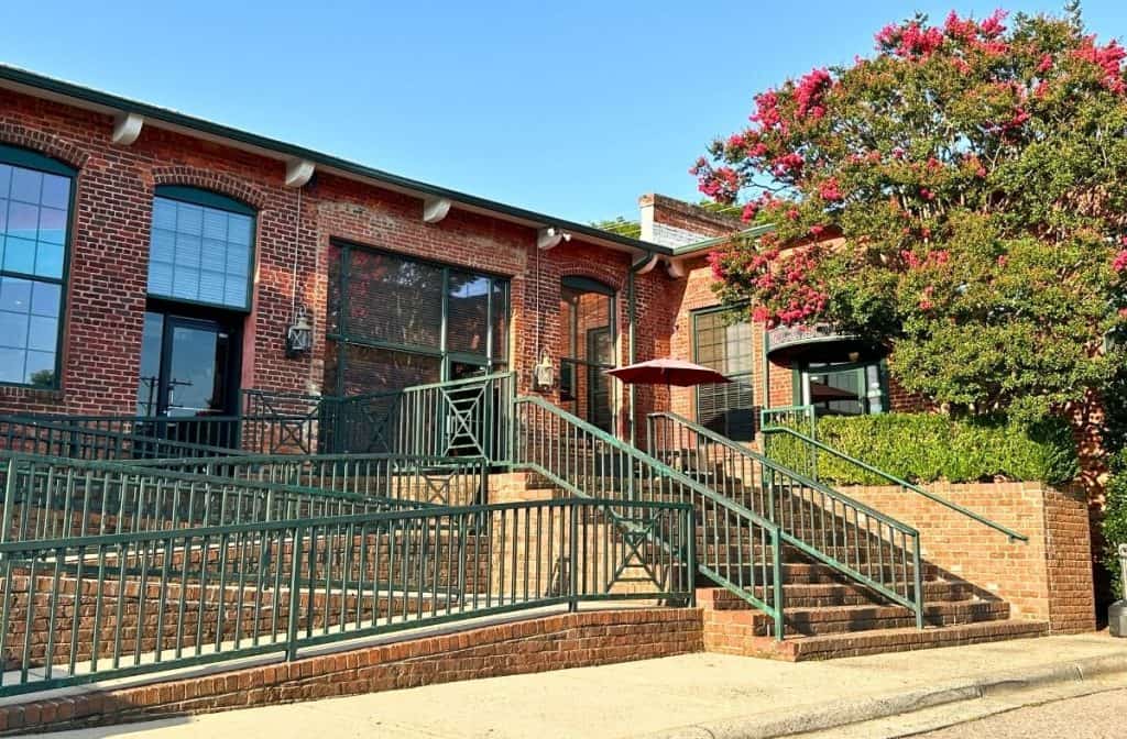 Brickhouse Tavern