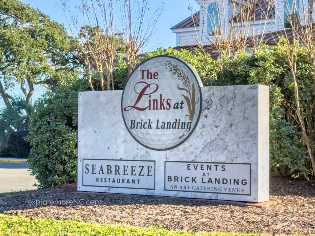 Seabreeze Restaurant Sign