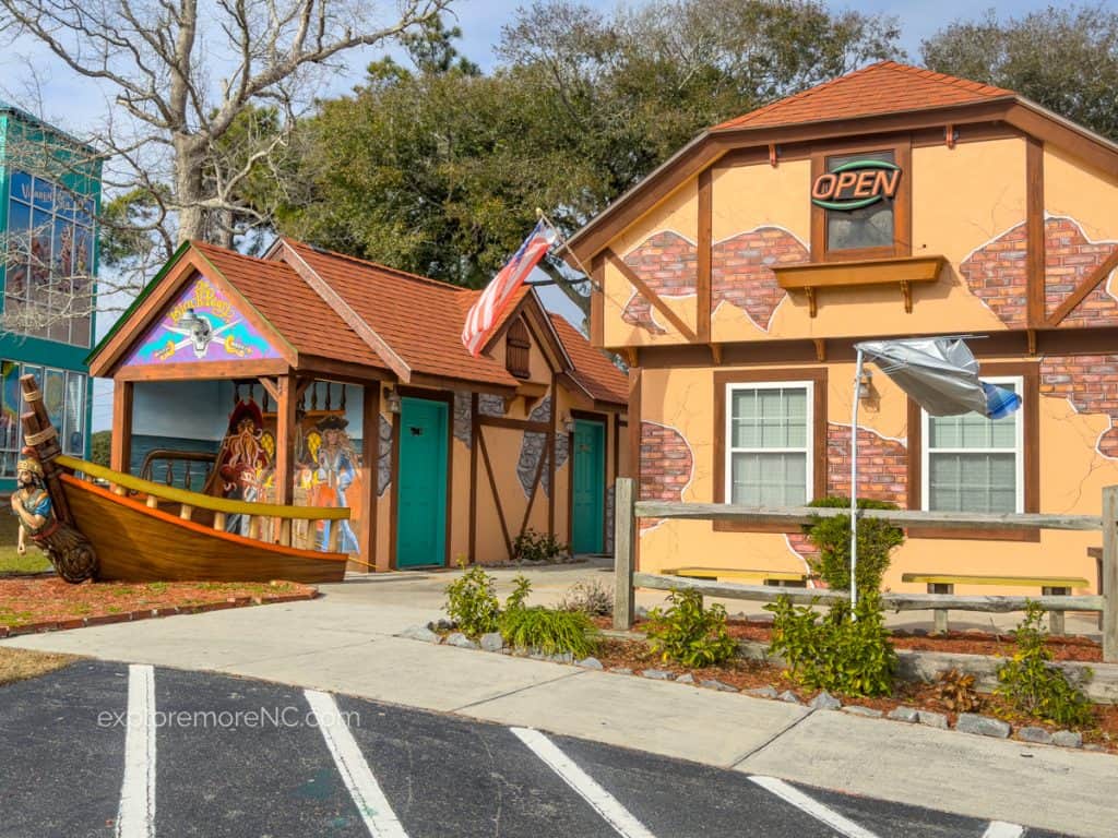 Black Pearl Mini-Golf Building