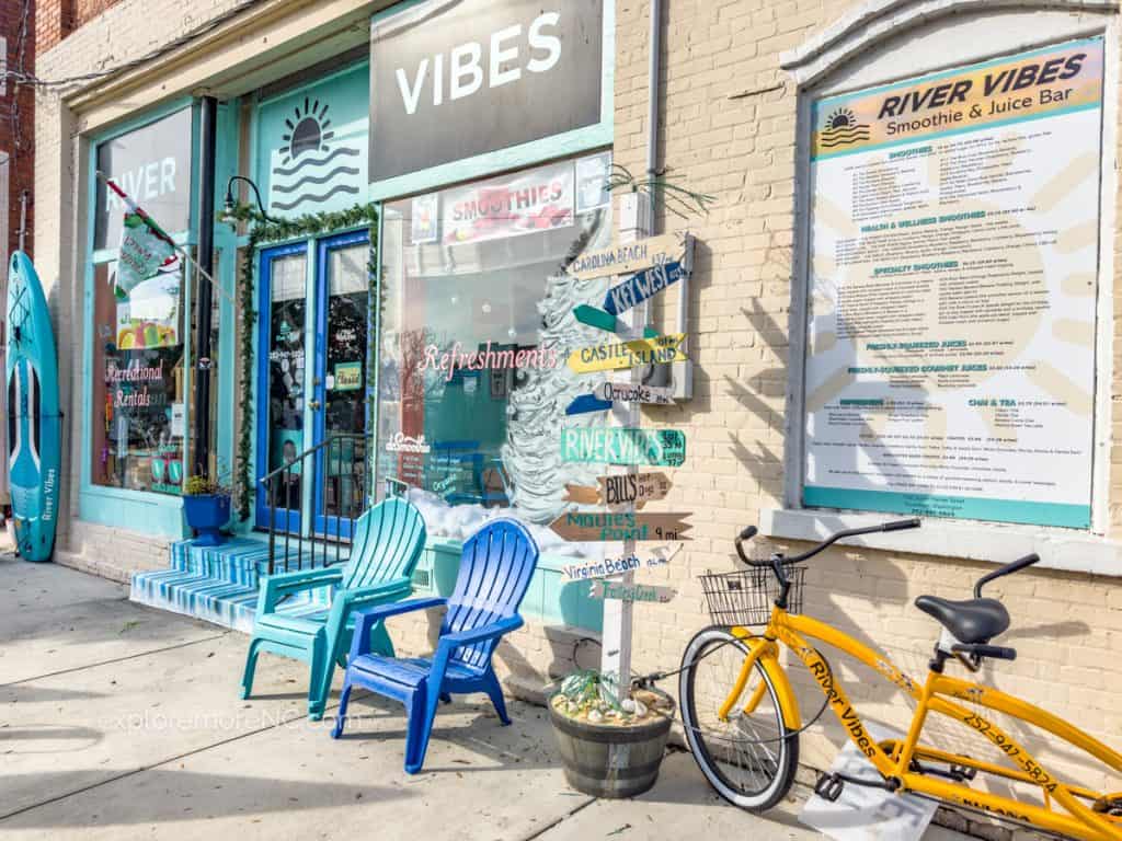 Entrance to River Vibes in downtown Washington NC