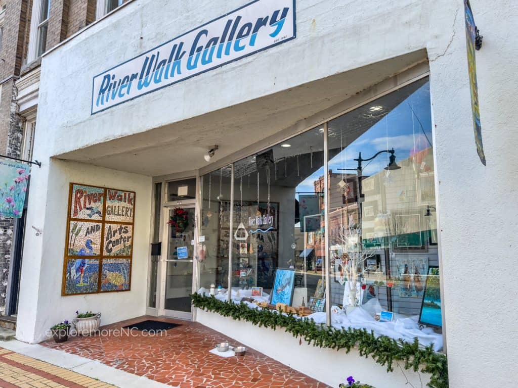 River Walk Gallery entrance and building in Washington NC